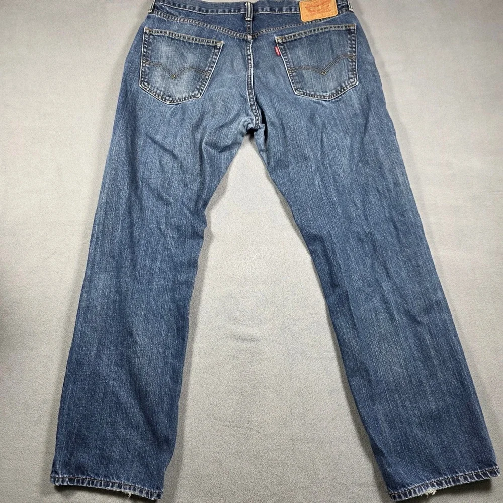 Levi's Jeans Mens 34x32 Blue Relaxed Straight Mid Rise 559 Medium Wash